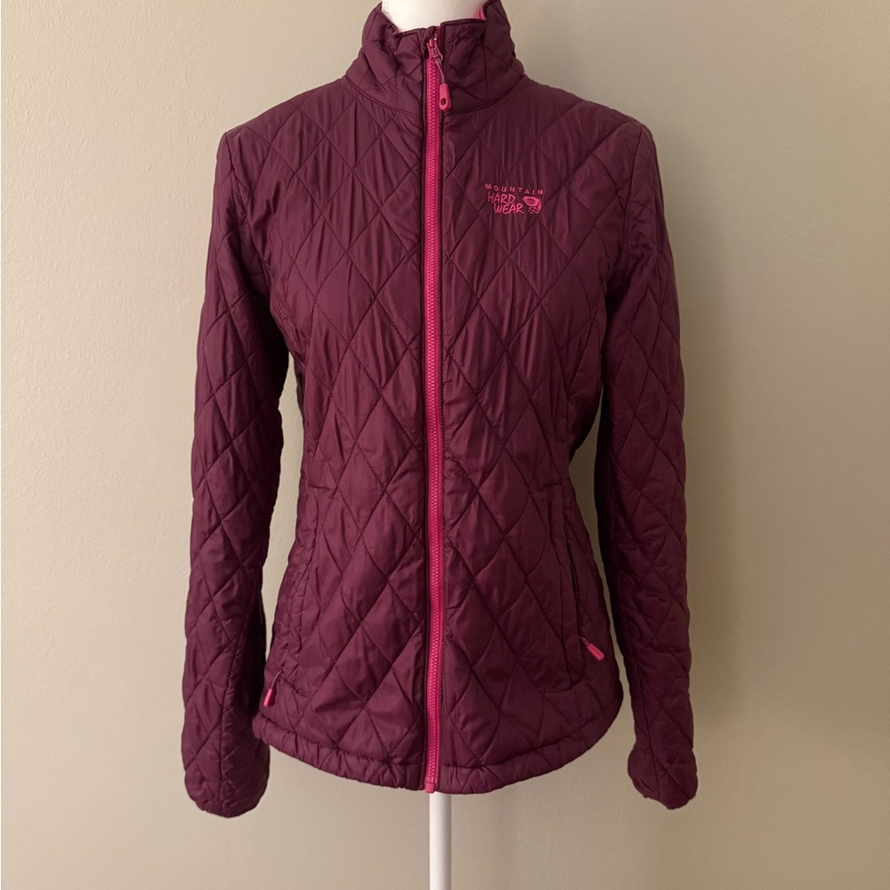 Mountain Hardwear Red Ski & Snow Jacket with Diamond Quilting